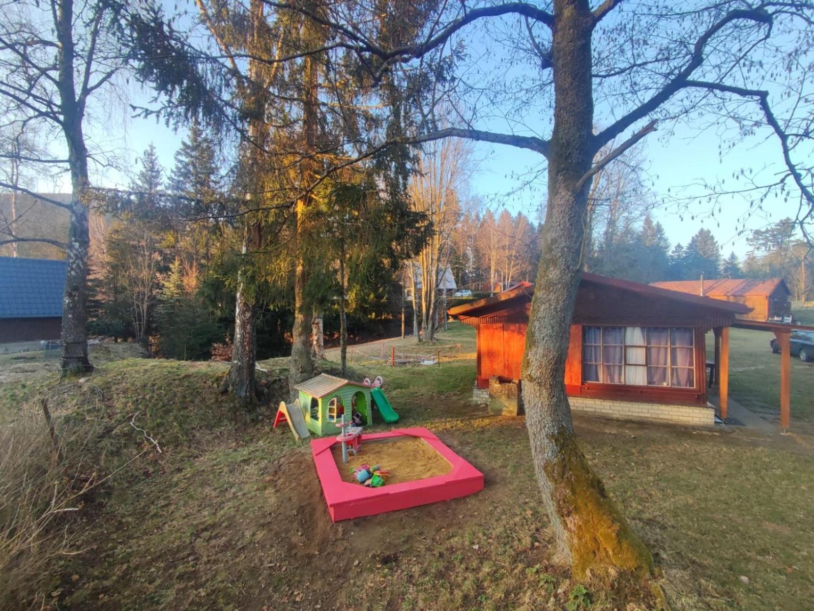 Lesni Chaty "Hogo Fogo" Kytlice Exteriör bild