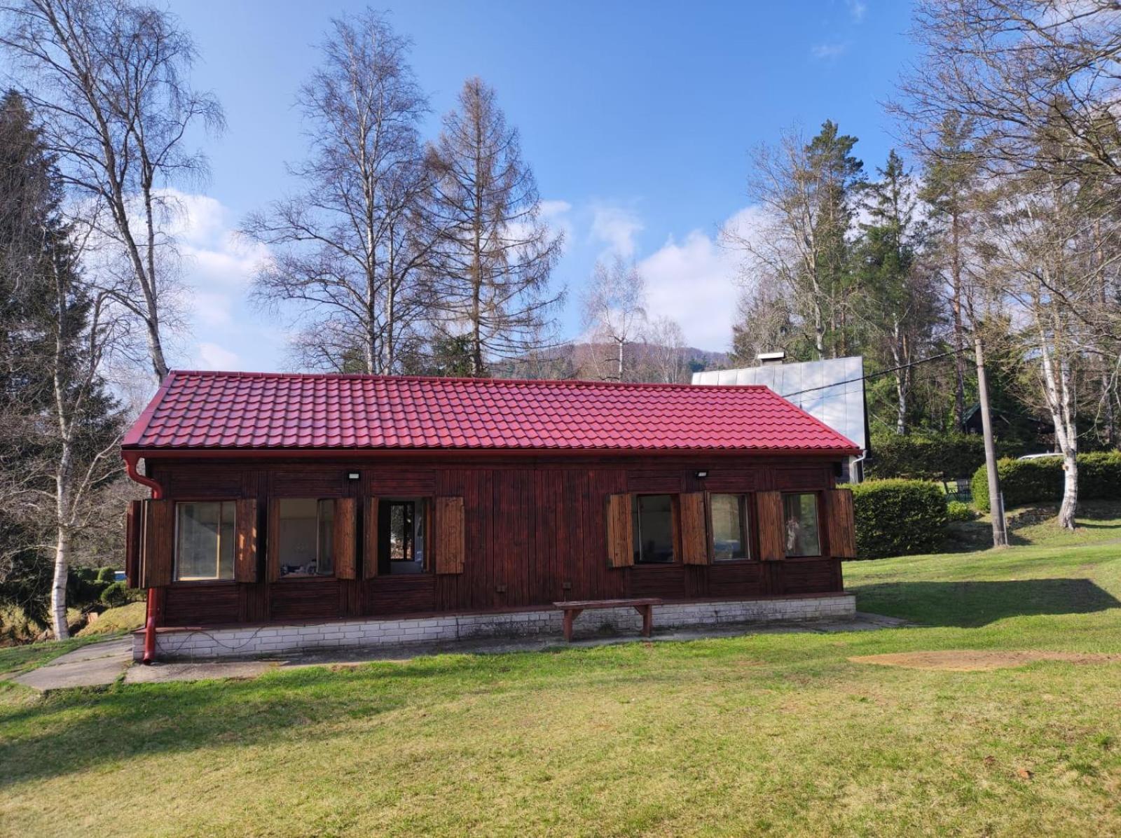 Lesni Chaty "Hogo Fogo" Kytlice Rum bild